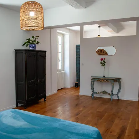 Manoir D Armagnac Homestay Courrensan